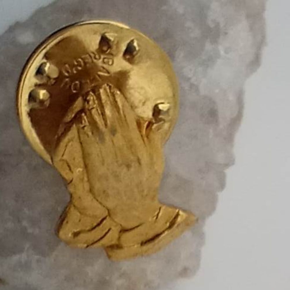 Praying hands of Jesus pin Christian gift idea‎